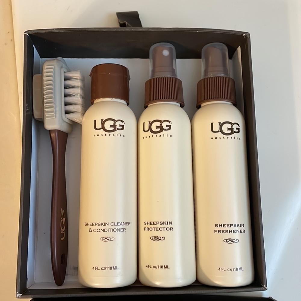 UGG sheepskin care kit